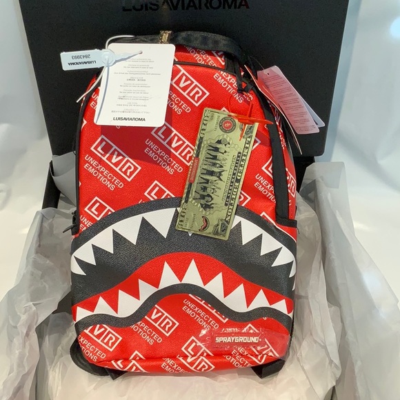 sprayground shipping